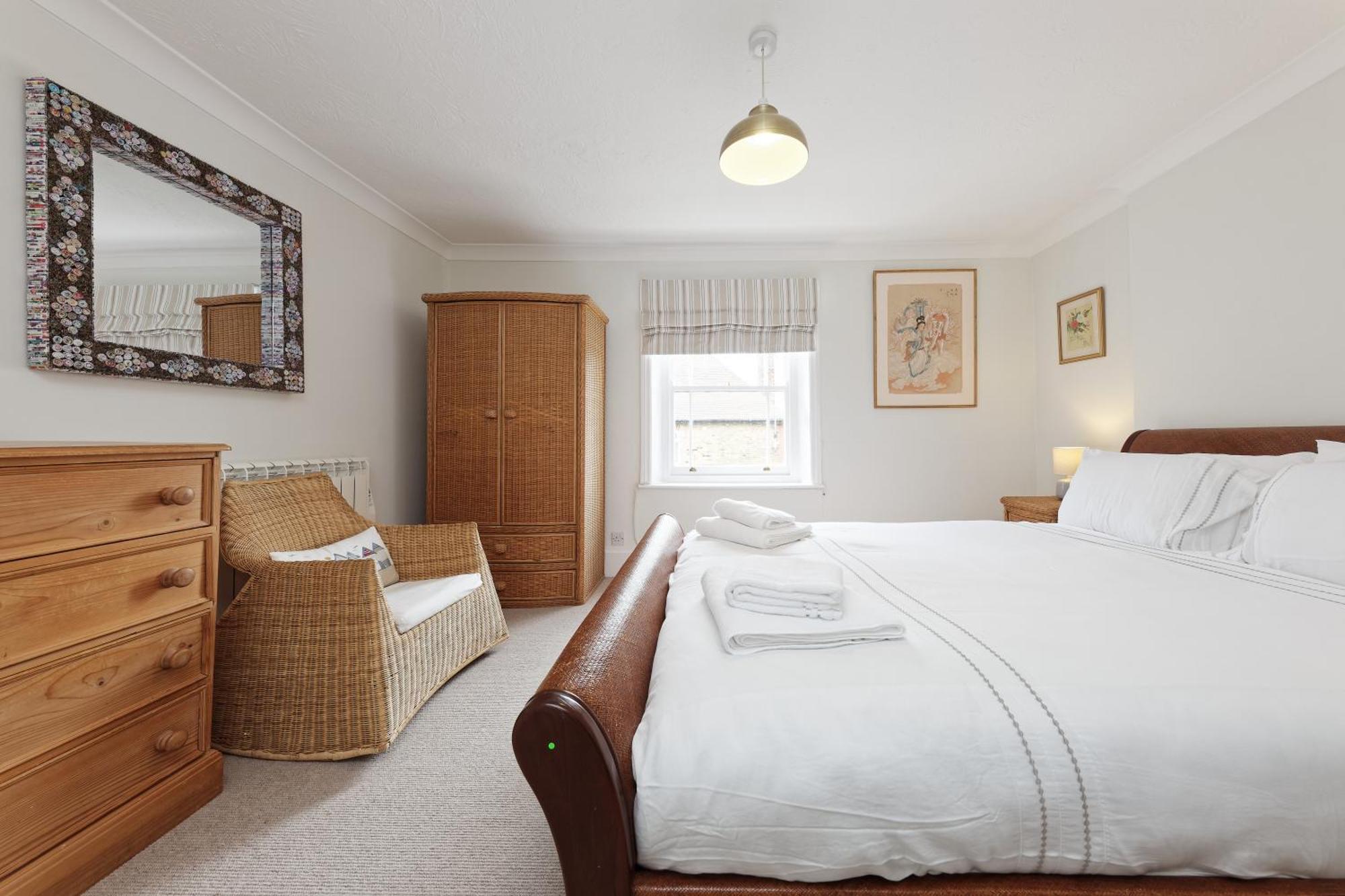 Viking Bay View 3 Bed Apartment Broadstairs Exterior photo