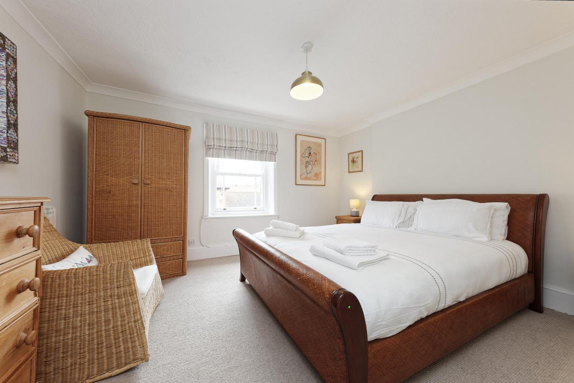 Viking Bay View 3 Bed Apartment Broadstairs Exterior photo